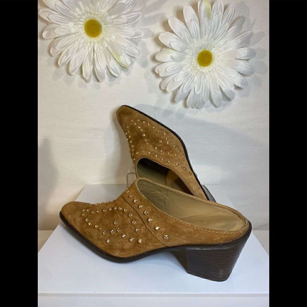 NWOB Stuart Weitzman Leather 